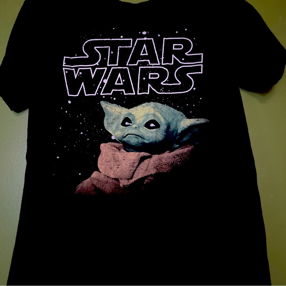 Star Wars baby Yoda Grogu t-shirt size Large